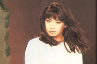 [ẢNH] Danh ca Ý Lan: Sự nghiệp 'nở muộn' và cuộc sống viên mãn bên người chồng thứ ba