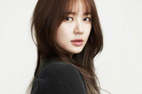 [ẢNH] Hành trình nhan sắc từ đẹp tự nhiên đến 'xấu nhân tạo' của nữ diễn viên Yoon Eun Hye