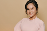 [ẢNH] Những ‘đóa hoa nở muộn’ của làng giải trí Việt