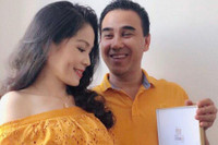 [ẢNH] MC Quyền Linh ở tuổi 52: Tổ ấm bình yên, sống giản dị dù tài sản ‘kếch xù’