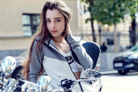 [ẢNH] Chiêm ngưỡng vẻ gợi cảm của “thiên thần quân đội” nước Nga