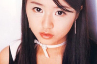 [ẢNH] Hành trình nhan sắc từ đẹp tự nhiên đến 'xấu nhân tạo' của nữ diễn viên Yoon Eun Hye