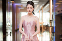 [ẢNH] Những ‘bà mẹ bỉm sữa’ hot nhất showbiz Việt ‘lột xác’ ngoạn mục sau sinh