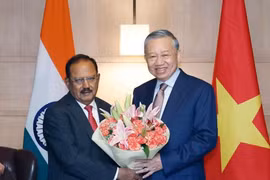 Tổng Bí thư, Chủ tịch nước Tô Lâm tiếp Cố vấn An ninh Quốc gia Ấn Độ Ajit Doval