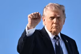 Ông Trump kêu gọi Lực lượng Vệ binh Cách mạng Hồi giáo Iran giải giáp vũ khí