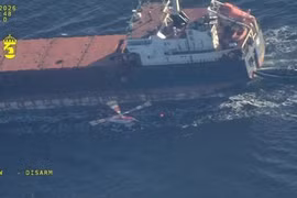 Thụy Điển chặn bắt tàu hàng có 10 thủy thủ Nga