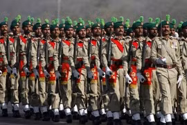 Pakistan triển khai binh sĩ và máy bay chiến đấu tới Arập Xê-út