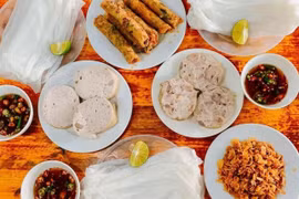 Bánh mướt, giò lắt, ram - bộ ba đặc sản xứ Nghệ