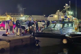 Xuồng cao tốc va chạm với tàu tuần tra Hy Lạp, ít nhất 14 người chết