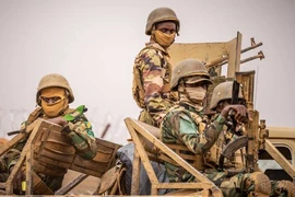 Tấn công đẫm máu vào sân bay quốc tế ở Niger