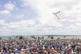 Khai mạc Triển lãm hàng không và quốc phòng lớn nhất châu Á