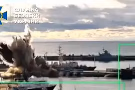 Ukraine tuyên bố tấn công vô hiệu hoá tàu ngầm Nga, Moskva phủ nhận