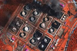 Ukraine- Nga liên tiếp tấn công cơ sở năng lượng của nhau