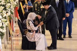 Indonesia tiếp nhận thi thể 3 lính gìn giữ hòa bình thiệt mạng tại Lebanon