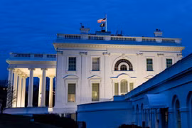 Mật vụ Mỹ điều tra thông tin về tiếng súng nổ gần Nhà Trắng