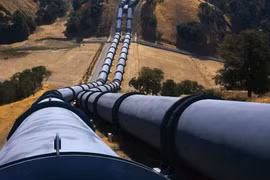 Quan hệ giữa Ukraine và Hungary ngày càng xấu đi