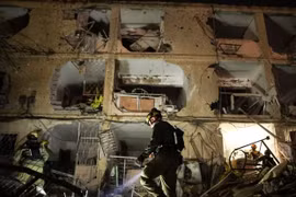 Iran phóng tên lửa vào nơi có cơ sở hạt nhân của Israel