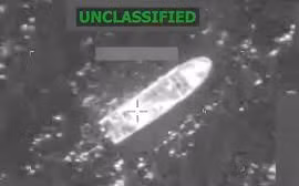 Mỹ bắn nổ xuồng nghi chở ma túy ở phía đông Thái Bình Dương