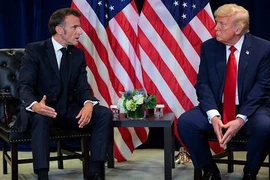 Tổng thống Pháp đề nghị ông Trump dỡ bỏ lệnh trừng phạt một số quan chức EU