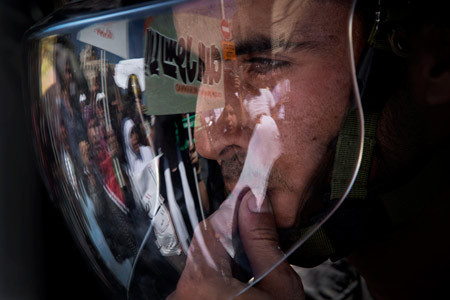 Những người biểu tình Afghanistan đốt cờ và hình ảnh ông Obama tại Kabul ngày 16/9. Ảnh: Reuters