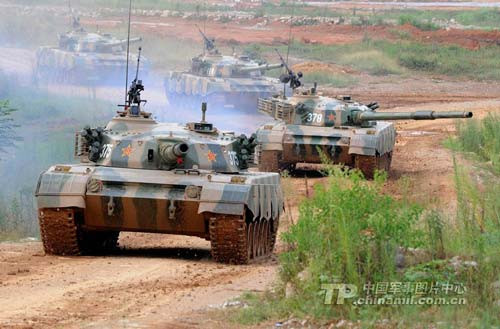 Trung Quốc tập luyện dàn trận, 'trêu tức' Nhật Bản