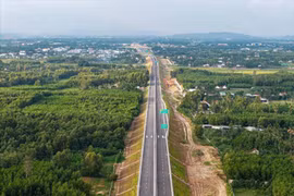 Hai dự án cao tốc Bắc- Nam qua miền Trung chuẩn bị khai thác, tốc độ 90km/h