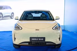 Xe điện, xăng lai điện Trung Quốc đổ bộ thị trường: Trạm sạc vẫn là điểm nghẽn 