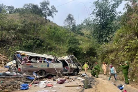 Hé lộ nguyên nhân ban đầu khiến chiếc ô tô chở đoàn thiện nguyện bị lật làm 9 người chết