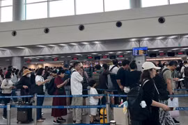 Hàng không "bùng nổ" khách trong bốn ngày nghỉ Tết Dương lịch