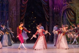 Ballet và giao hưởng kể những câu chuyện vượt thời gian 