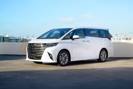 TOP 10 mẫu xe bán "ế" nhất tháng 6: Chủ đạo là các dòng xe Nhật