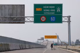 Đánh giá đầy đủ nhu cầu vận tải, phương án tài chính mở rộng 18 dự án cao tốc Bắc- Nam