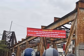 Tạm đóng cầu Long Biên trong 2 tháng, cấm toàn bộ phương tiện lưu thông