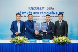 Ford Việt Nam "bắt tay" Vietmap cung cấp giải pháp camera hành trình thông minh