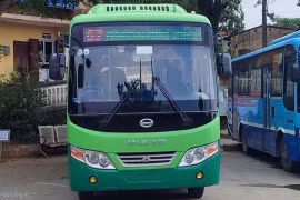 Lái xe buýt bị hành hung phải nhập viện