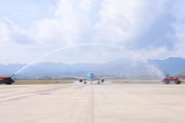 Vietnam Airlines khai trương đường bay thẳng TP.HCM- Điện Biên