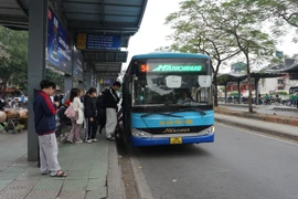 Xe buýt Hà Nội phục vụ hơn 245 nghìn lượt khách dịp Tết Dương lịch