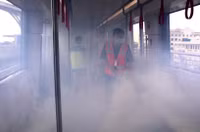 Giải cứu hành khách trong vụ cháy giả định trên tàu metro Nhổn - ga Hà Nội