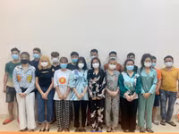 [Ảnh] Cận cảnh quá trình đột kích quán hát cho nhau nghe, bắt quả tang 13 đối tượng 'bay lắc'