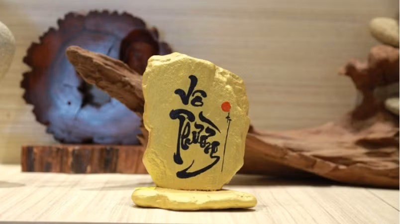 Triển lãm Vô Niệm tại đỉnh núi Bà Đen. Ảnh: Sun World Ba Den Mountain