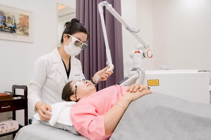 Vinmec - View sử dụng các công nghệ trị liệu cao cấp trẻ hóa da