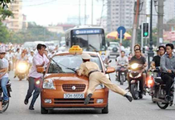 Hôm nay bắt đầu thanh, kiểm tra 12 hãng taxi ảnh 1