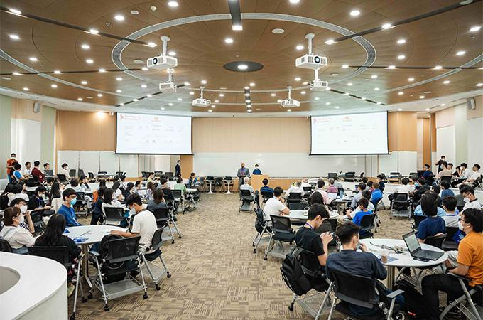 Chuỗi hội thảo đầu tiên về Sức khoẻ thông minh được phối hợp tổ chức bởi VinUni và UIUC thu hút hơn 200 học giả, nhà nghiên cứu tham dự Chuỗi hội thảo đầu tiên về Sức khoẻ thông minh được phối hợp tổ chức bởi VinUni và UIUC thu hút hơn 200 học giả, nhà nghiên cứu tham dự