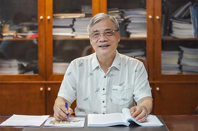 PGS.TS kinh tế học Trần Đình Thiên - nguyên Viện trưởng Viện Kinh tế Việt Nam