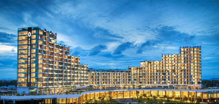 Khung cảnh lung linh, tráng lệ tại FLC Sầm Sơn về đêm Khung cảnh lung linh, tráng lệ tại FLC Sầm Sơn về đêm