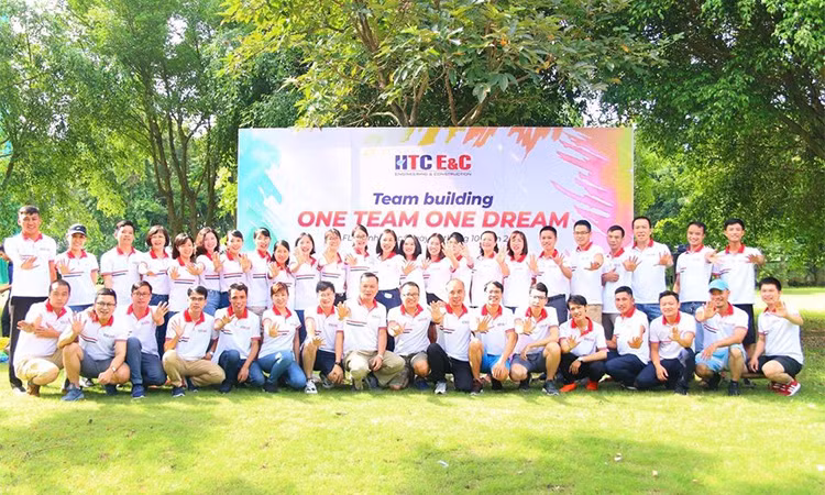 Thỏa sức trong các hoạt động team building tại khuôn viên xanh của FLC Vĩnh Phúc Thỏa sức trong các hoạt động team building tại khuôn viên xanh của FLC Vĩnh Phúc