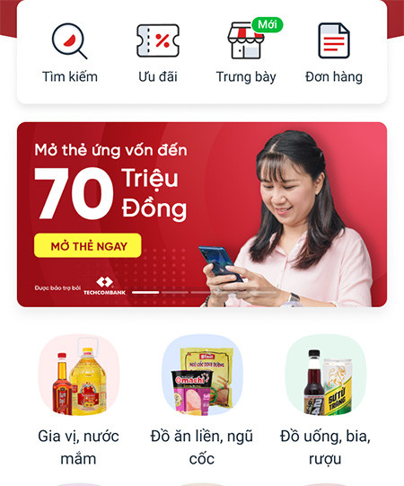 Các chủ tiệm tạp hóa có thể đăng ký chương trình ứng vốn ngay trên ứng dụng VinShop