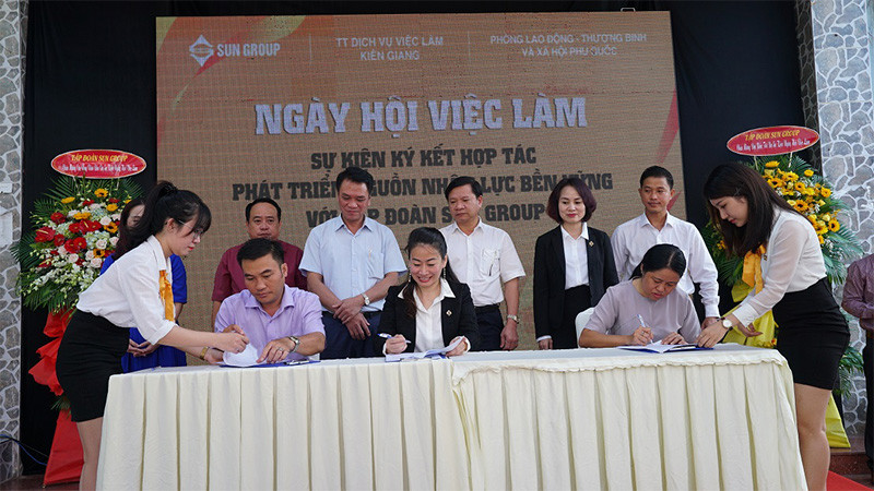 Lễ ký kết hợp tác thỏa thuận phát triển nguồn nhân lực