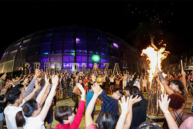 Đêm lửa trại sôi động tại Khu du lịch Sun World Ba Na Hills Đêm lửa trại sôi động tại Khu du lịch Sun World Ba Na Hills