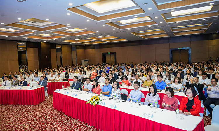 Toàn cảnh lễ trao học bổng của VinIF sáng 23/11/2020